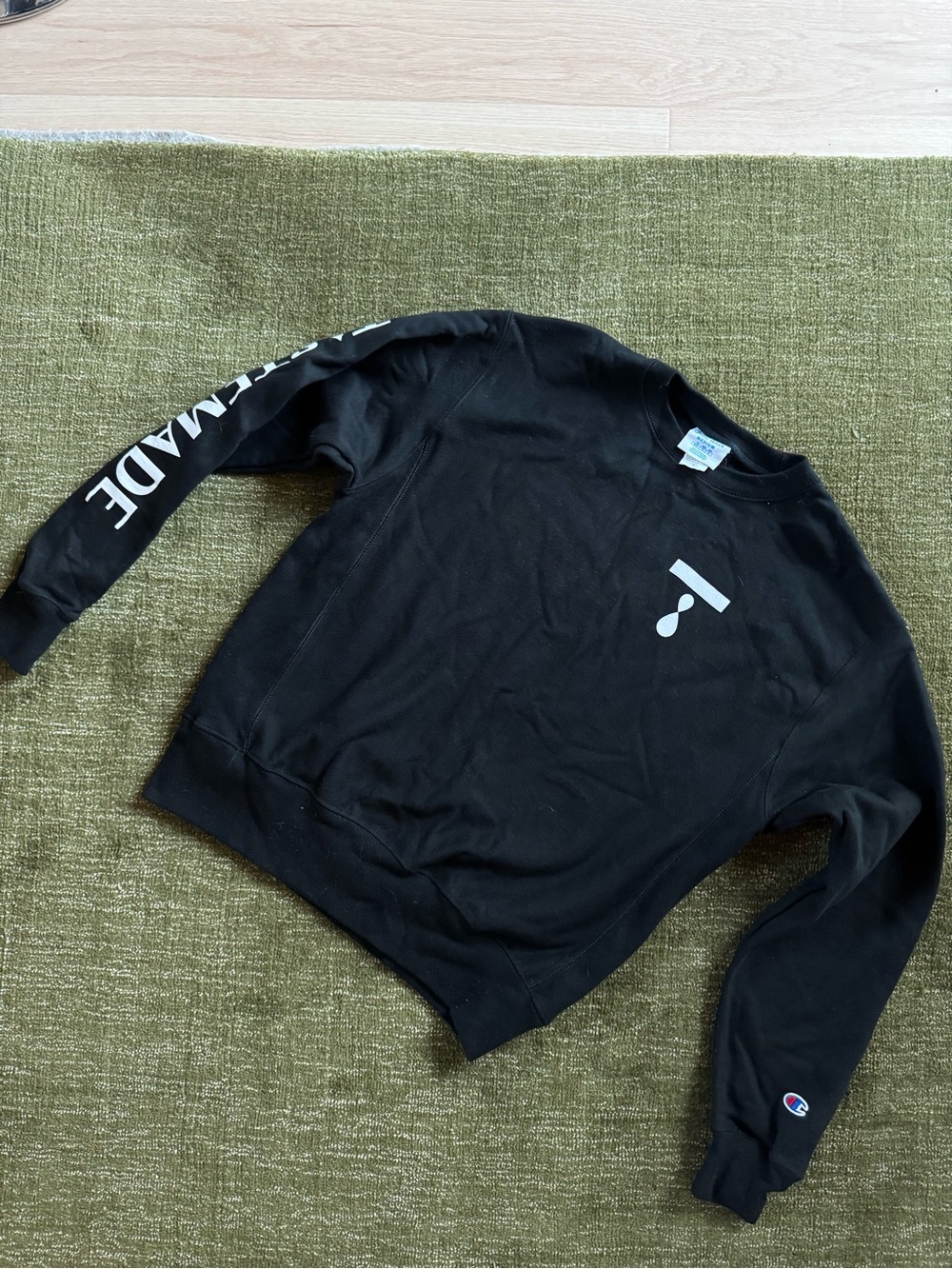 Champion Sweater (Tastemade Branded)